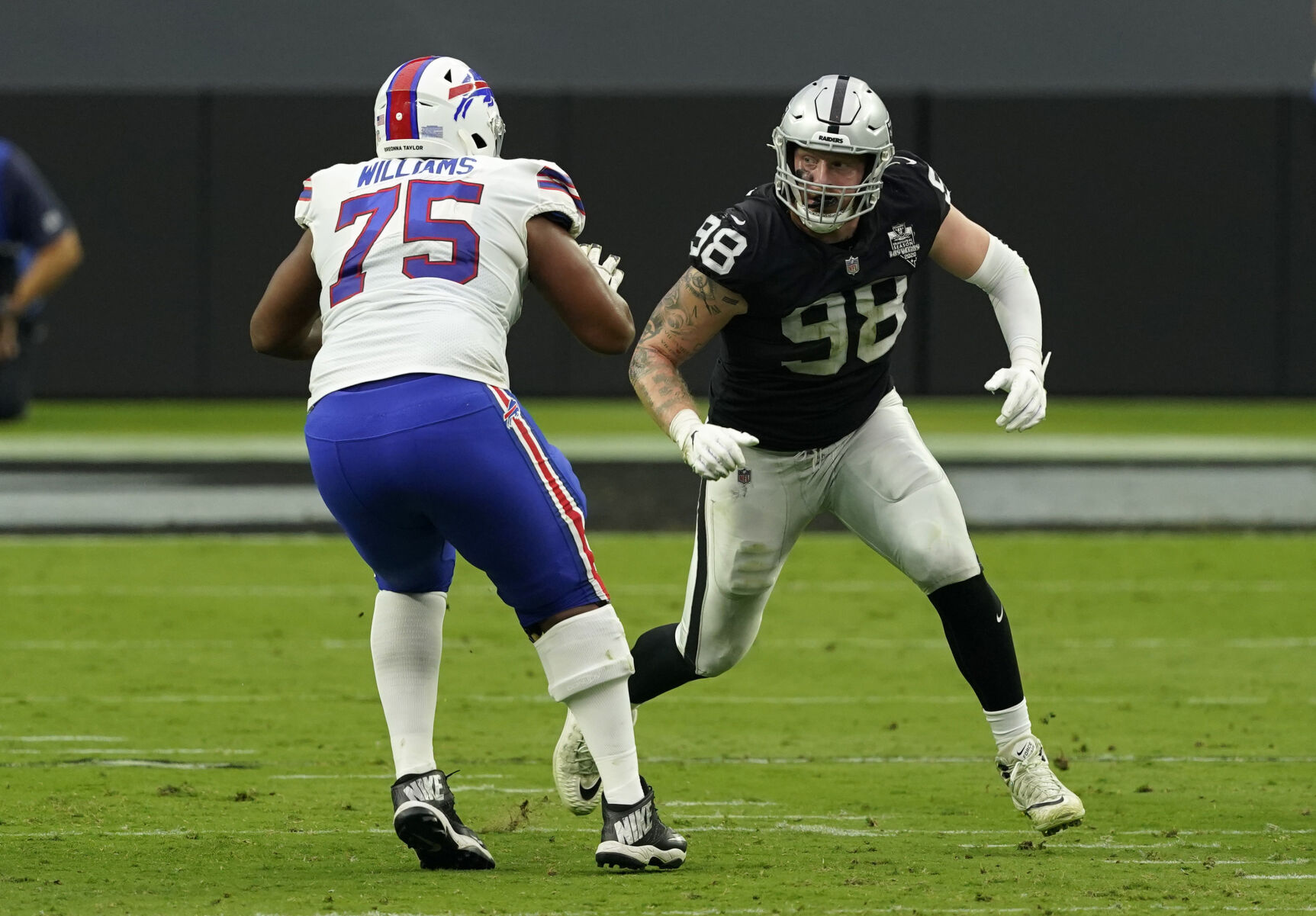 Bills Raiders Football
